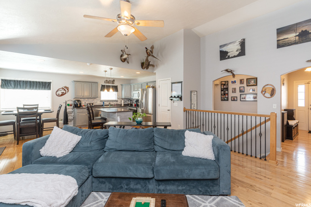 1587 E 925 S, Clearfield, UT 84015 — photo 3