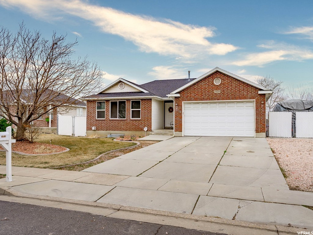 1429 N 1000 W, Clinton, UT 84015 — photo 2