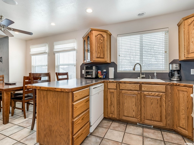 1429 N 1000 W, Clinton, UT 84015 — photo 8
