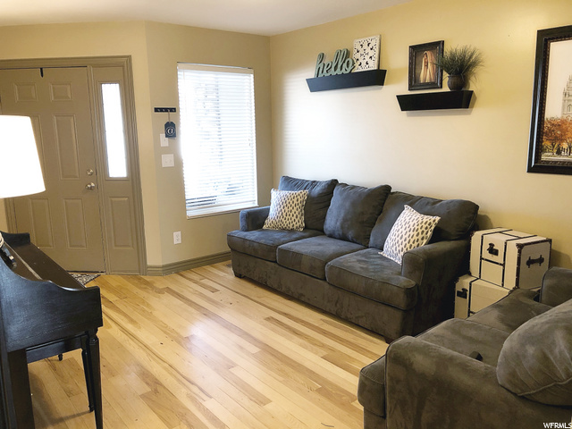 752 E Clearwater Ct, Layton, UT 84041 — photo 3