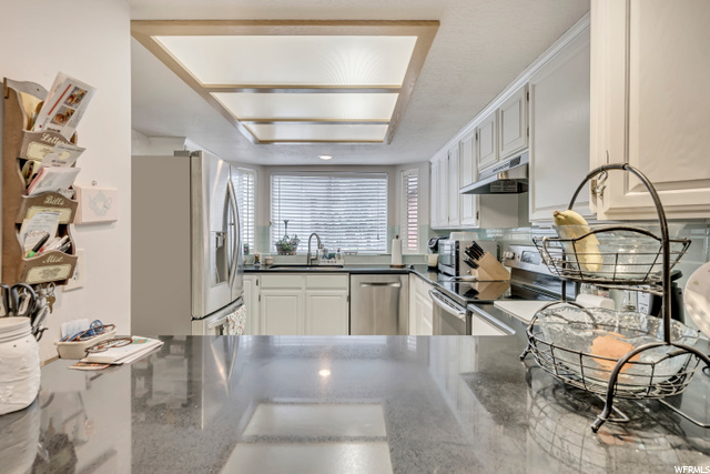 5467 S 150 E, Washington Terrace, UT 84405 — photo 9