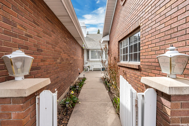 5467 S 150 E, Washington Terrace, UT 84405 — photo 2