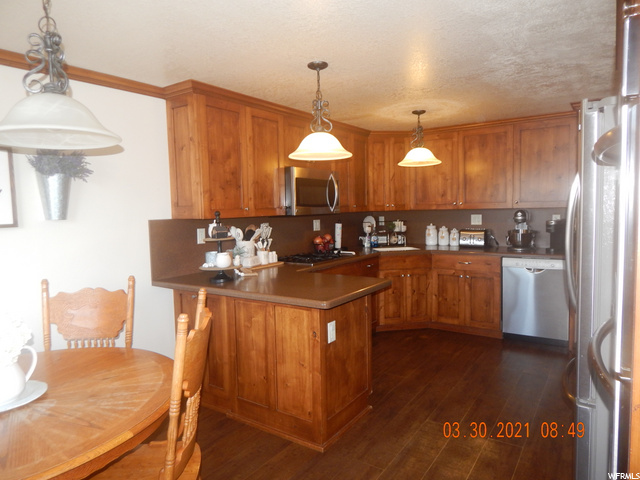 555 E 400 S, Price, UT 84501 — photo 8