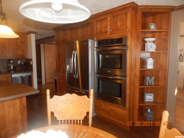 555 E 400 S, Price, UT 84501 — photo 9