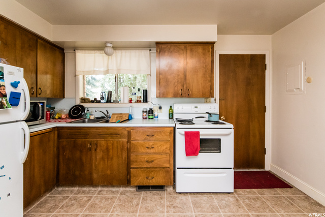 420 E 900 N, Logan, UT 84321 — photo 6