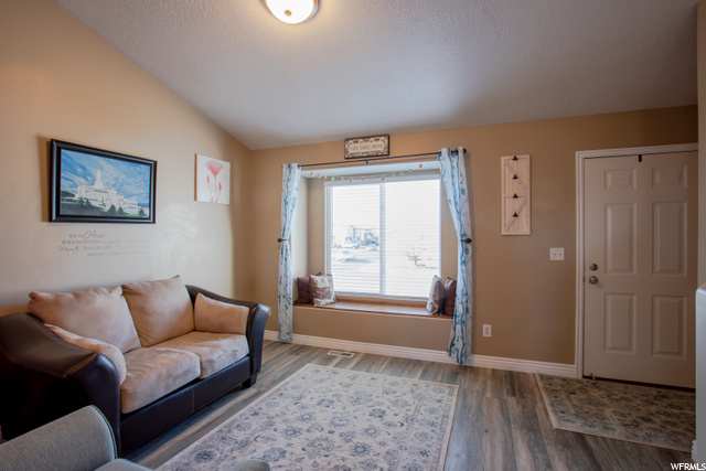 1713 W 600 N, Clinton, UT 84015 — photo 4