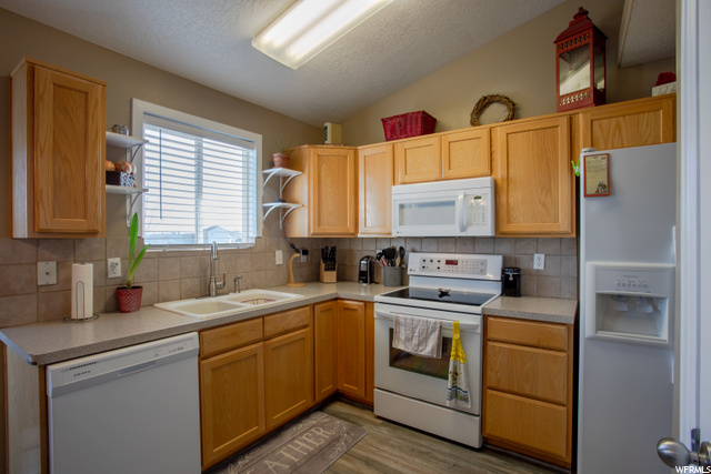 1713 W 600 N, Clinton, UT 84015 — photo 6