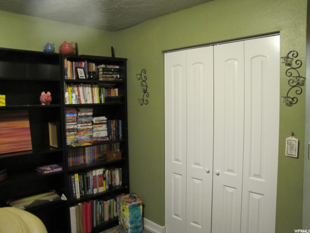 11592 S 1700 E, Sandy, UT 84092 — photo 9