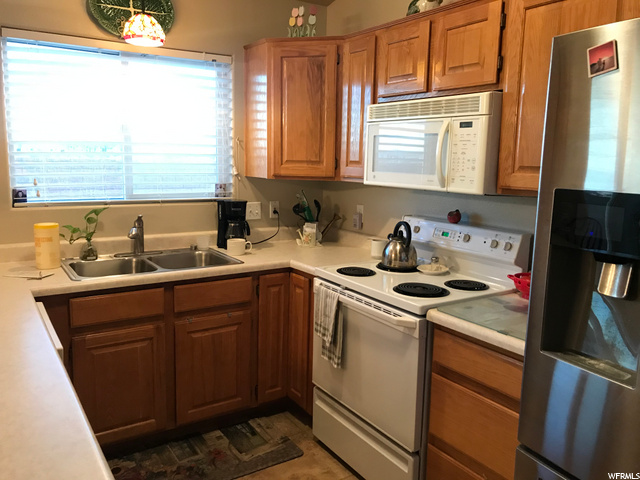 466 E Oasis Dr, Ivins, UT 84738 — photo 4