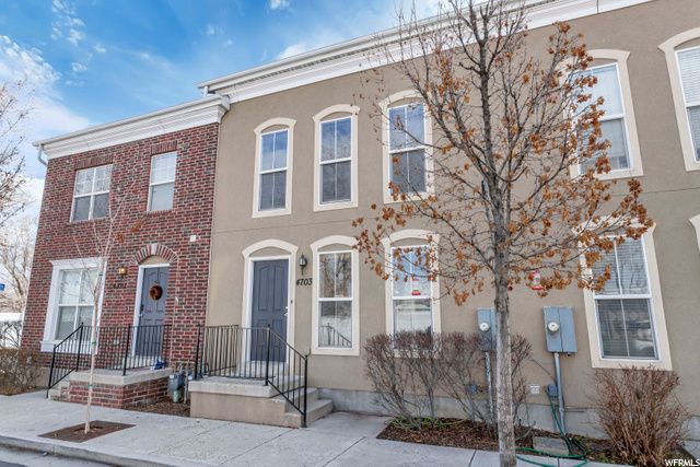 4703 S Falkirk Dr W, Salt Lake City, UT 84107