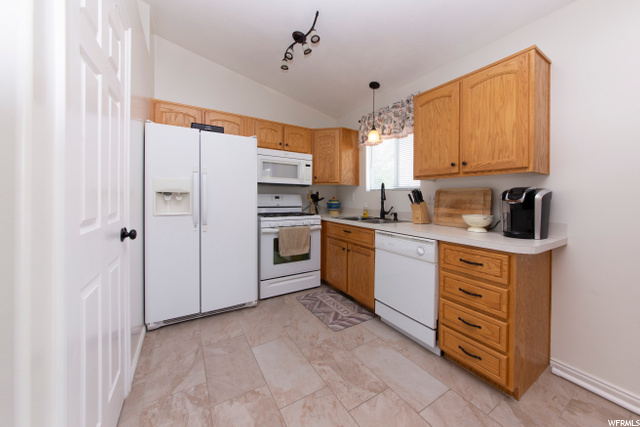 3752 W 4750 S, Roy, UT 84067 — photo 8