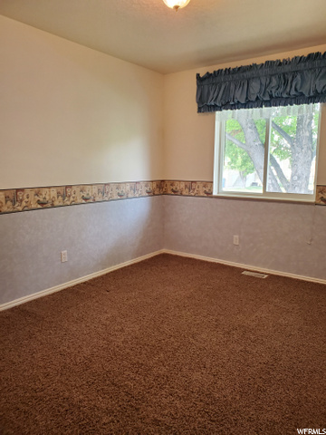 320 E 2440 N, North Logan, UT 84341 — photo 8