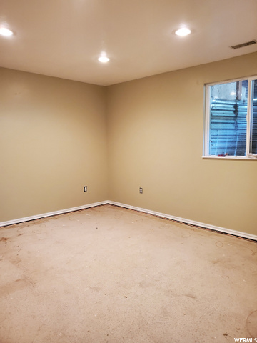 320 E 2440 N, North Logan, UT 84341 — photo 10