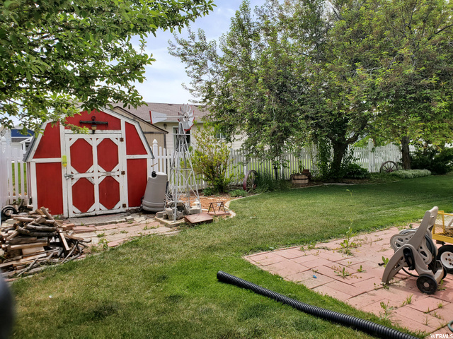 320 E 2440 N, North Logan, UT 84341 — photo 4