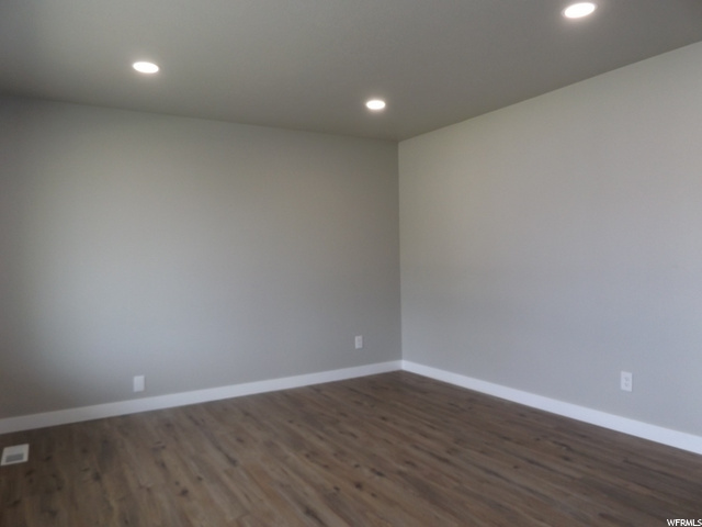 852 E Larkspur Dr, Sandy, UT 84094 — photo 4