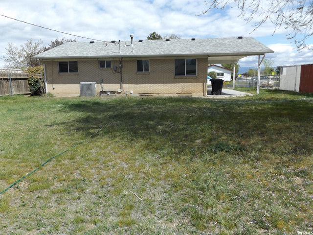 852 E Larkspur Dr, Sandy, UT 84094 — photo 2