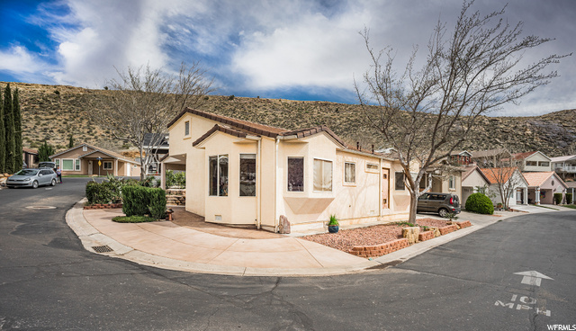 72 Redbluff Dr, Hurricane, UT 84737 — photo 4