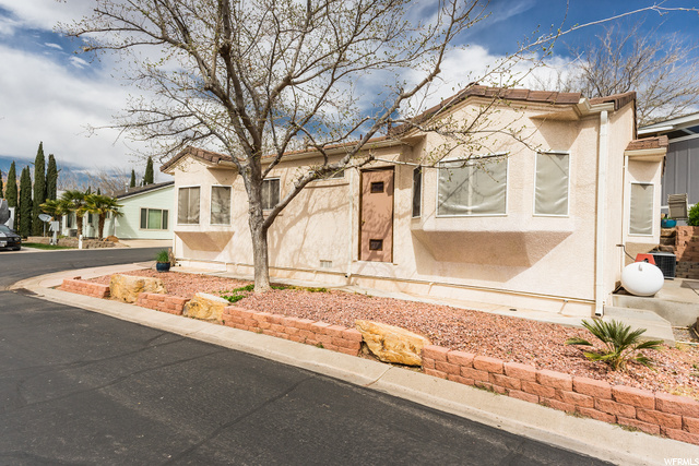 72 Redbluff Dr, Hurricane, UT 84737 — photo 3