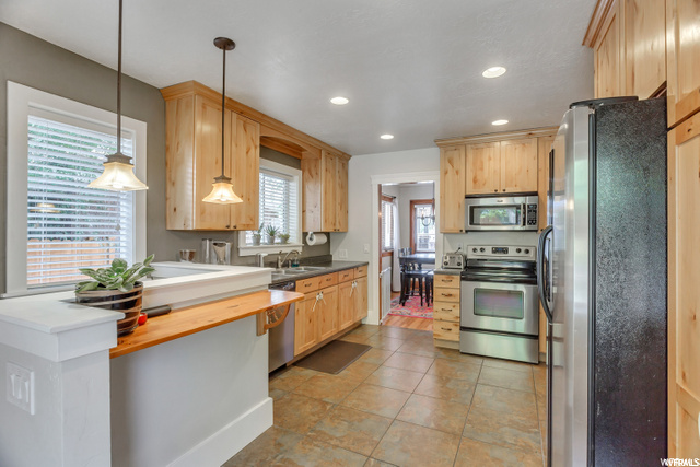 2814 S Eccles Ave E, Ogden, UT 84403 — photo 2