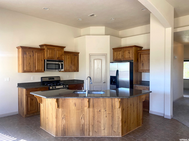 1116 E Silver Shadows Dr, Washington, UT 84780 — photo 10