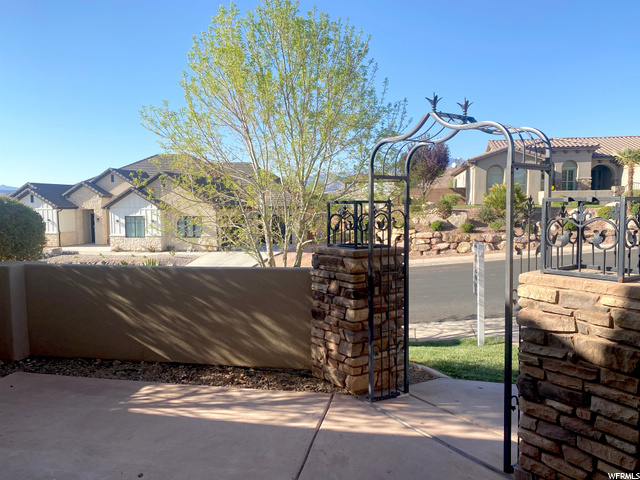 1116 E Silver Shadows Dr, Washington, UT 84780 — photo 3
