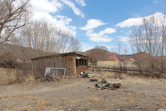 60 E Main St, Bicknell, UT 84715 — photo 11
