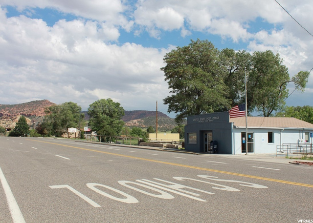 60 E Main St, Bicknell, UT 84715 — photo 2