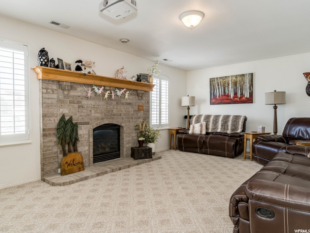 2389 W 2375 N, Clinton, UT 84015 — photo 11