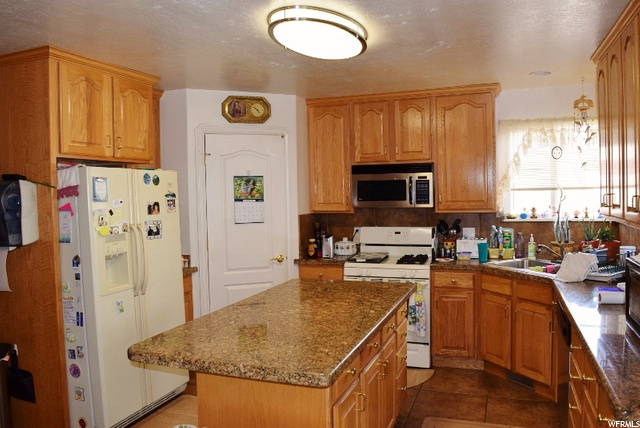 1670 E 440 S, Price, UT 84501 — photo 3