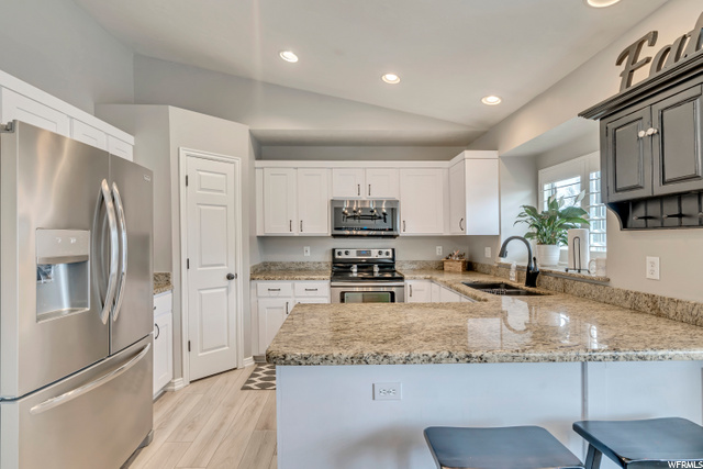 8457 S 935 E, Sandy, UT 84094 — photo 6