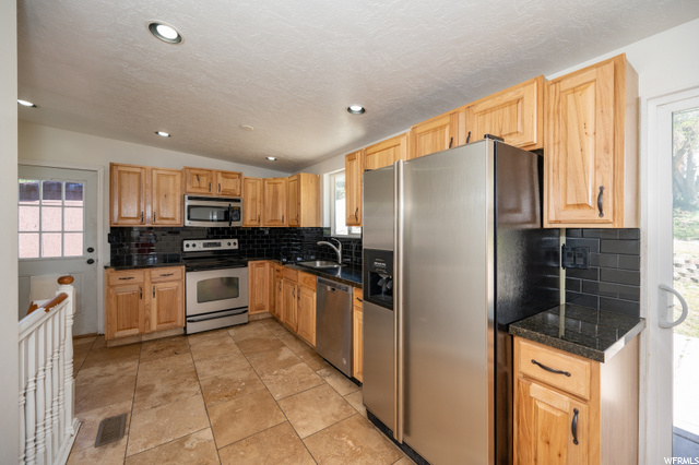 3479 S 50 E, Bountiful, UT 84010 — photo 8