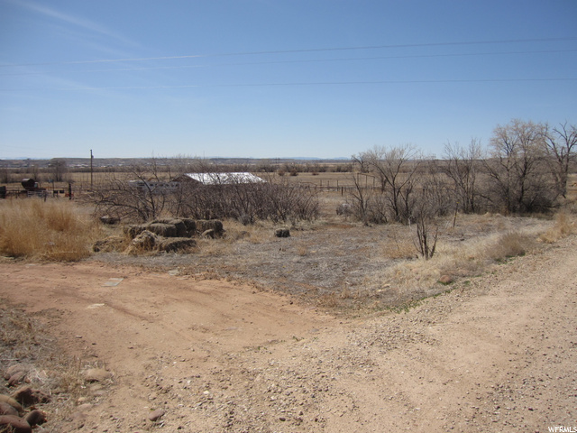 360 S Summarell Ln, Roosevelt, UT 84066 — photo 2