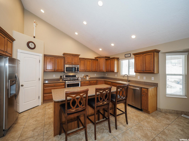 1565 Canyon View Dr, Perry, UT 84302 — photo 8