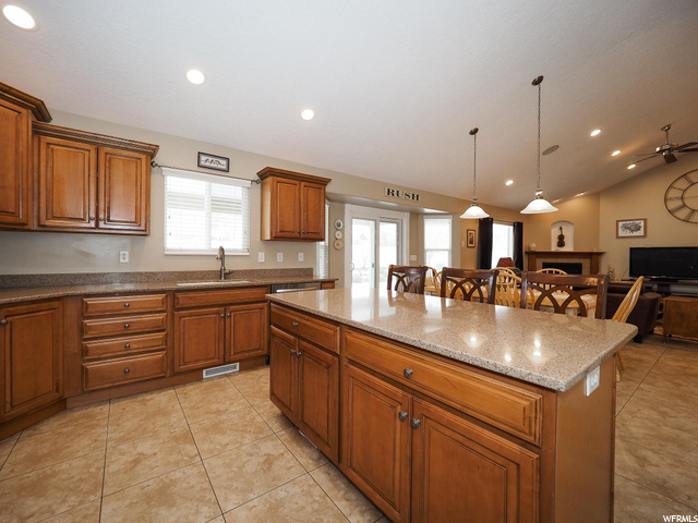 1565 Canyon View Dr, Perry, UT 84302 — photo 7