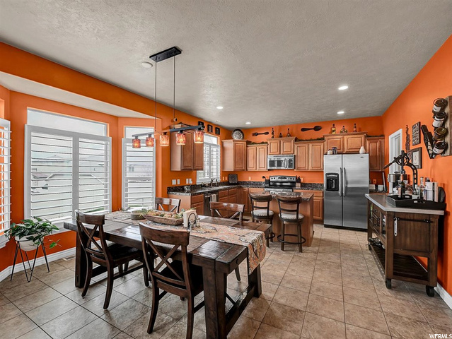 237 E Red Leaf Dr, Draper, UT 84020 — photo 9