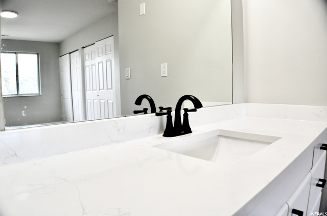 683 E Vine St, Murray, UT 84107 — photo 12