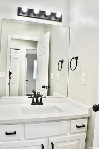683 E Vine St, Murray, UT 84107 — photo 9