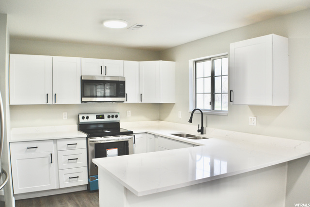 683 E Vine St, Murray, UT 84107 — photo 7