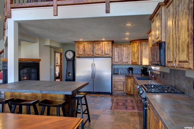 192 E Hatchery Rd, Bicknell, UT 84715 — photo 7