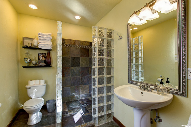 192 E Hatchery Rd, Bicknell, UT 84715 — photo 12