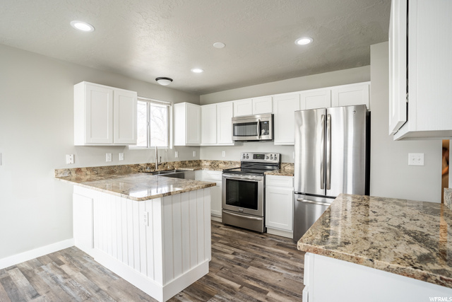 731 E Sandy Dunes Cir, Sandy, UT 84094 — photo 6