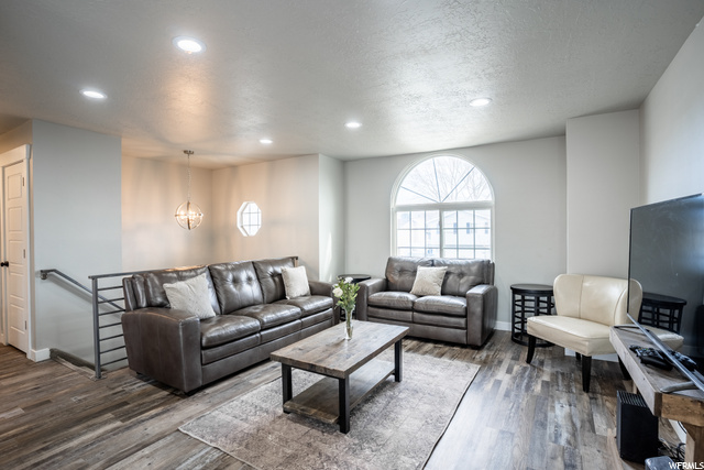 731 E Sandy Dunes Cir, Sandy, UT 84094 — photo 3