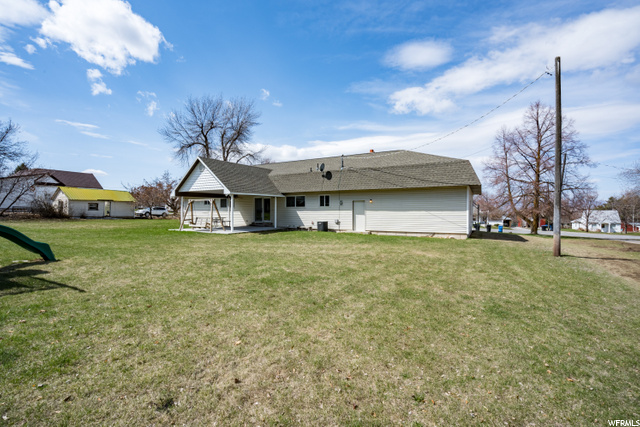 369 S State St, Richmond, UT 84333 — photo 10