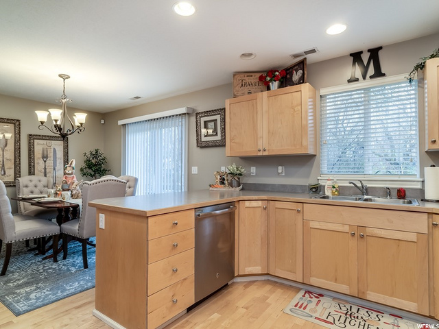 1112 S Creekside Dr E, Ogden, UT 84404 — photo 11