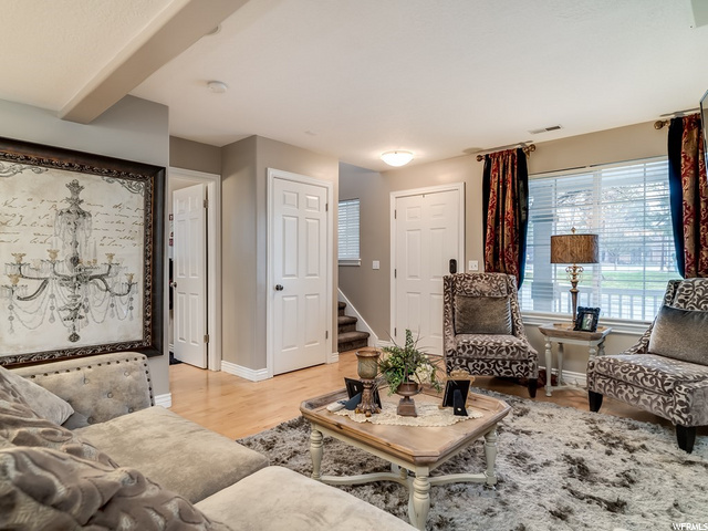 1112 S Creekside Dr E, Ogden, UT 84404 — photo 4