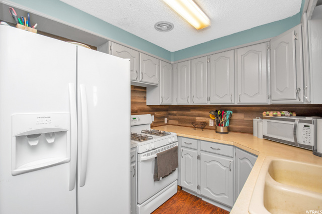 431 N 200 W, Clearfield, UT 84015 — photo 8