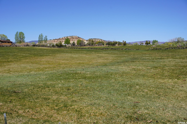 15 E 400 North St N, Boulder, UT 84716 — photo 5