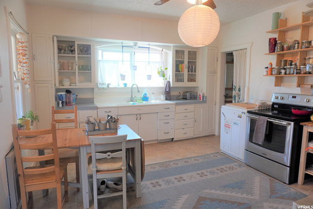 15 E 400 North St N, Boulder, UT 84716 — photo 11