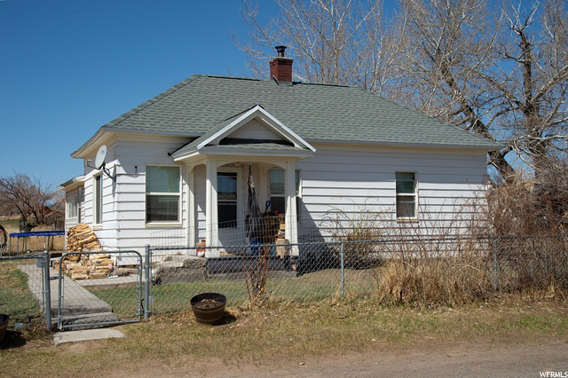 15 E 400 North St N, Boulder, UT 84716 — photo 8