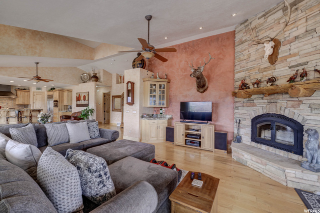 748 N 175 E, New Harmony, UT 84757 — photo 5